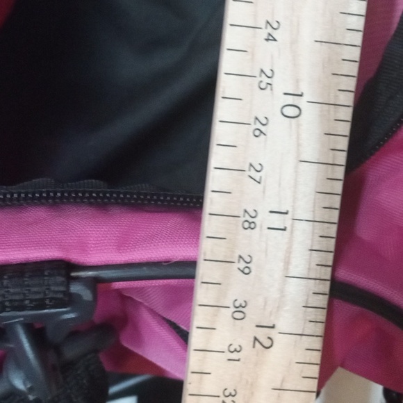 Pink Nike Gym Bag - Picture 9 of 11